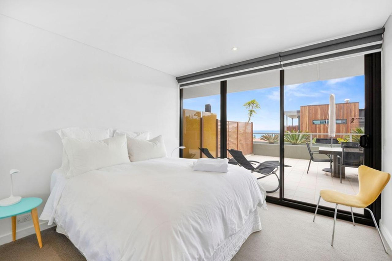 Bedroom, Lorne Chalet Apartment 36, Surf Coast - West