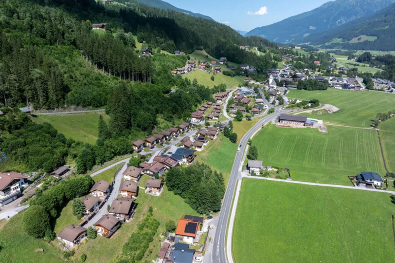 View from property 5, Beautiful Alpine Chalet With Sauna, Zell am See
