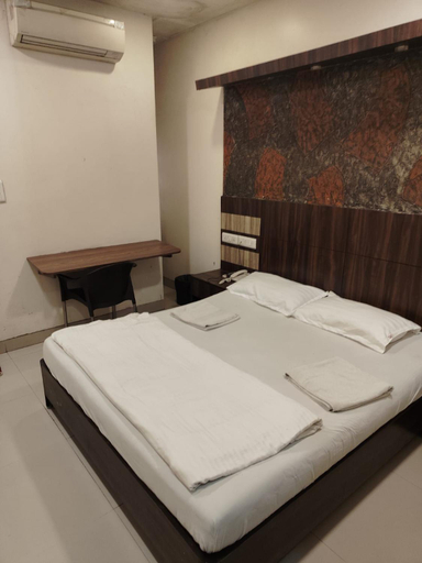 3, Hotel Shambuji, Thane
