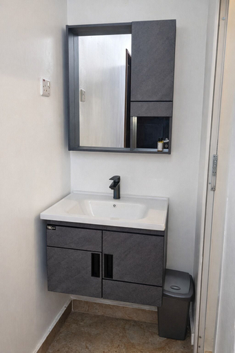 Bathroom 4, Mkomazi Hotels and Campsite, Same