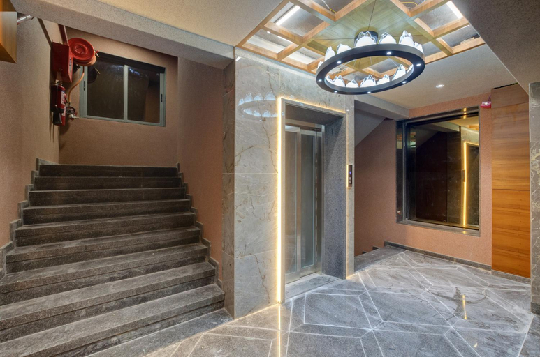 Public Area 3, Hotel Diamond 26, Surat