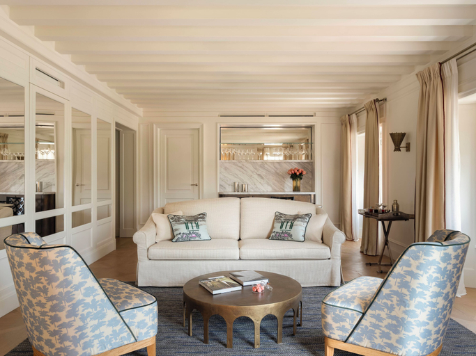 Living area 2, Miralago Luxury Apartments, Como