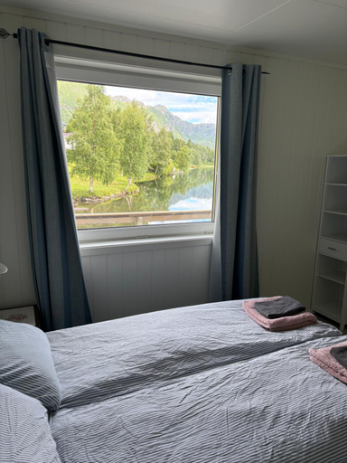 Bedroom 3, The house on the lake, Evenes