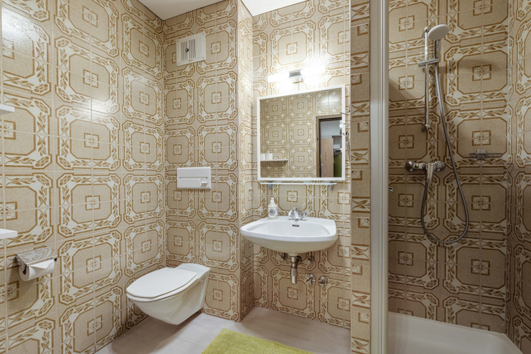 Bathroom 4, Apartment in Afritz near Ski Slopes, Villach Land