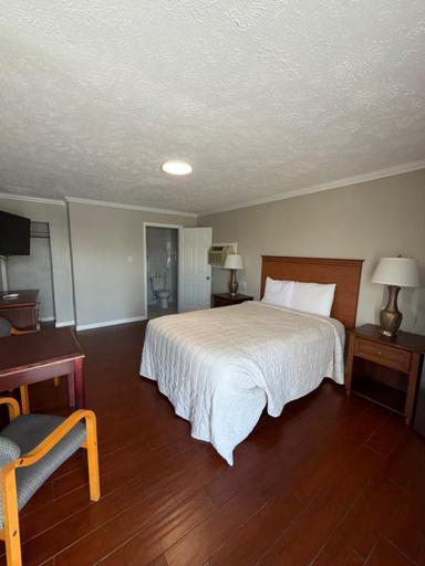 2, Fairway Inn, Bay