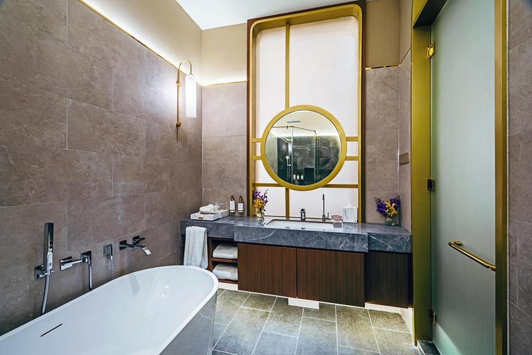 Bathroom 5, 1975 Avenue & Hotel, Johor Bahru