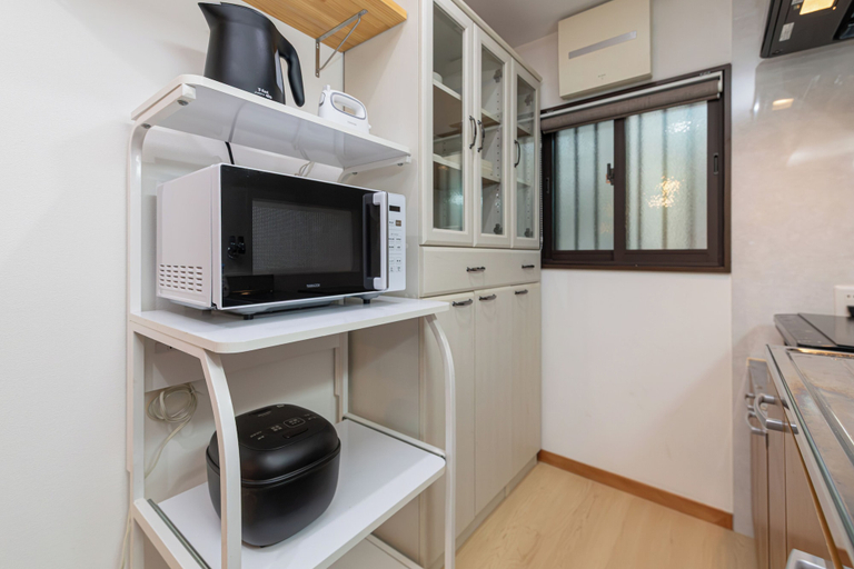 Private kitchen 4, AYA - Self Check-In Only, Osaka