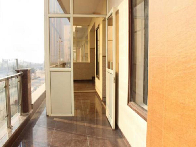 Balcony/terrace, IVY Hotel, Gautam Buddha Nagar