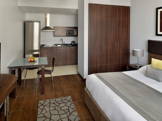 Bedroom 3, Movenpick Hotel Apartments Al Mamzar Dubai, Dubai