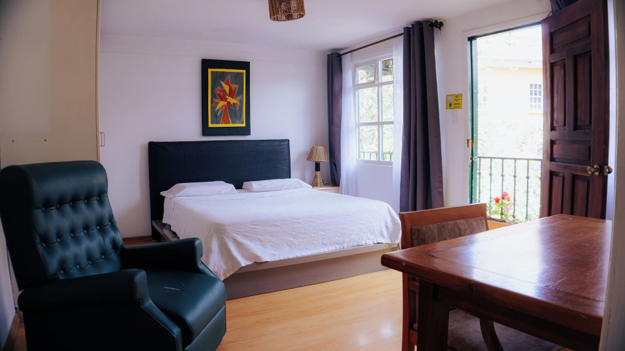 Room 2, Colibrí Home Quito, Quito