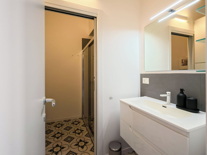 Bathroom 3, Milano Apartments Vigevano 41, Milano