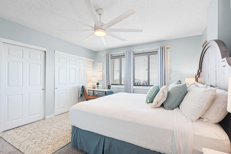 Room 3, Santa Rosa Dunes 321, Escambia