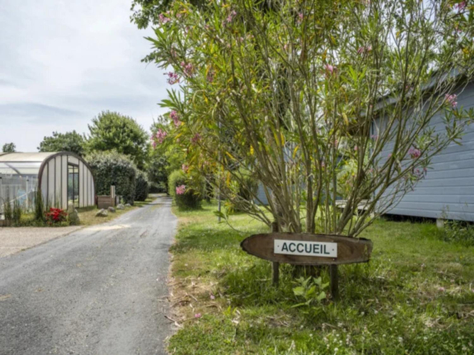 Surrounding environment 3, Coastal Family Cottage for Six, Charente-Maritime
