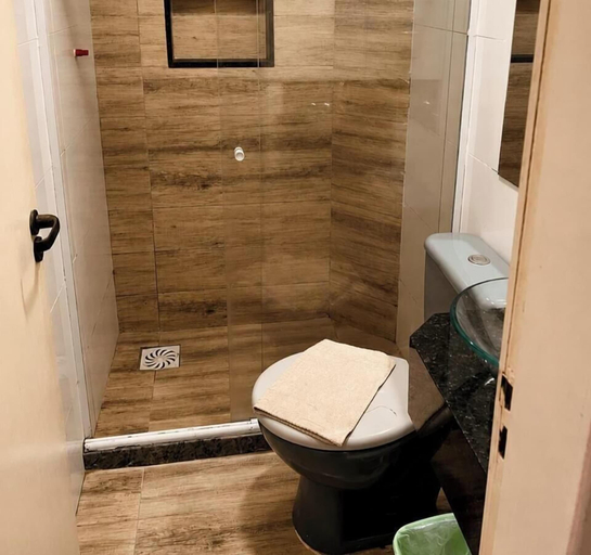 Bathroom 4, Pousada Garoupa, Cabo Frio