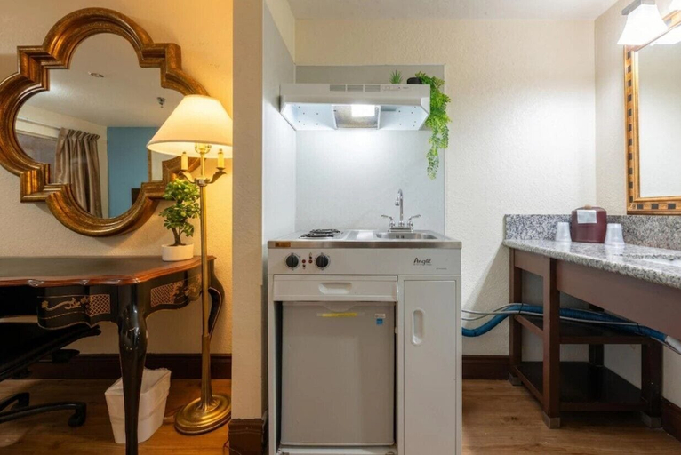 Others 4, Sacramento Inn and Suites, Sacramento