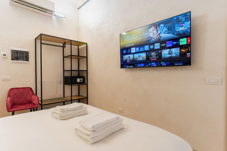 Room 3, Urban Vatican Rooms Cities of Art, Roma
