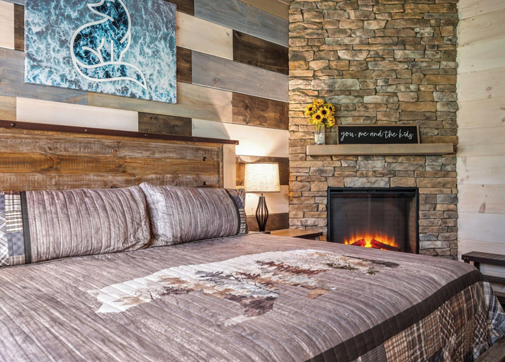 Room 2, Water Fox in Sevierville, Sevier