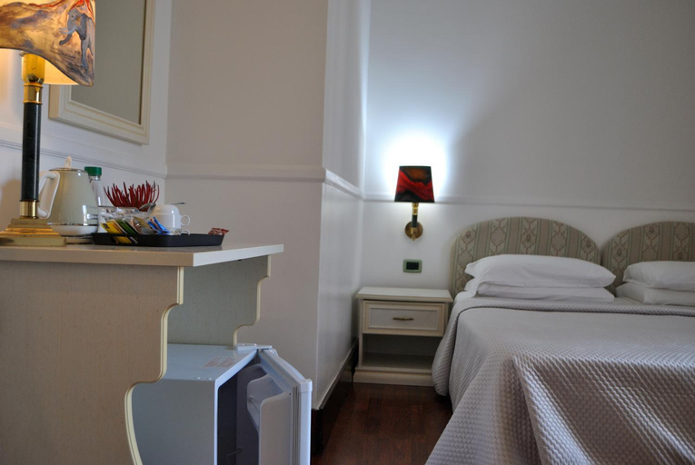 Bedroom 2, B&B Palazzo Sant'Alfano, Catania