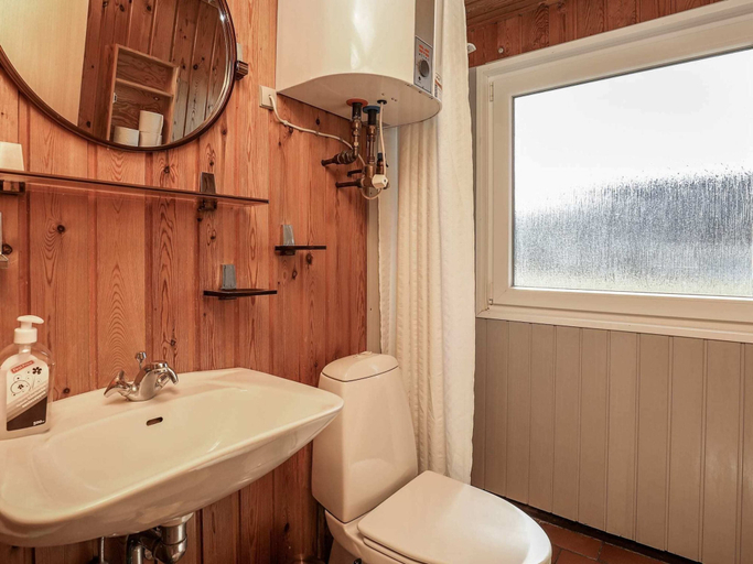 Bathroom, 6 Person Holiday Home in Hvide Sande, Ringkøbing-Skjern
