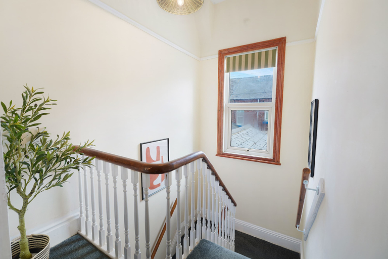 Room 3, Elegant 4BR Houghton St Sleeps 7 by Stay With Us, Hartlepool