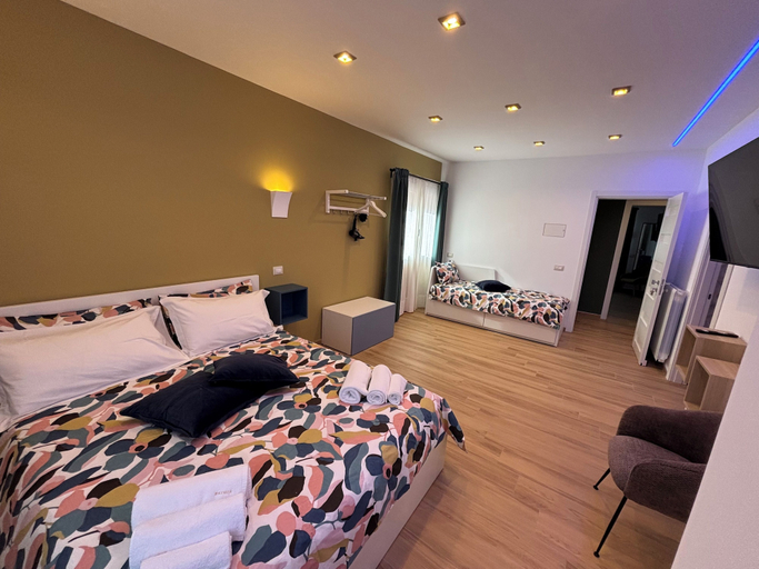 Bedroom 4, Liu Al Viale, Agrigento