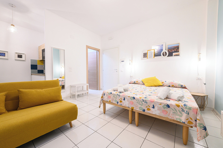 Primary image, L'Aurora Apartments, Napoli