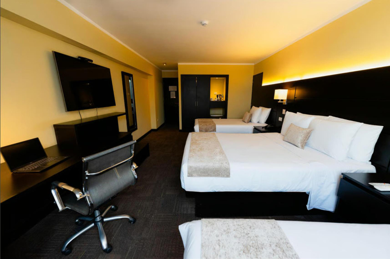 Bedroom 3, Best Western Trujillo, Trujillo