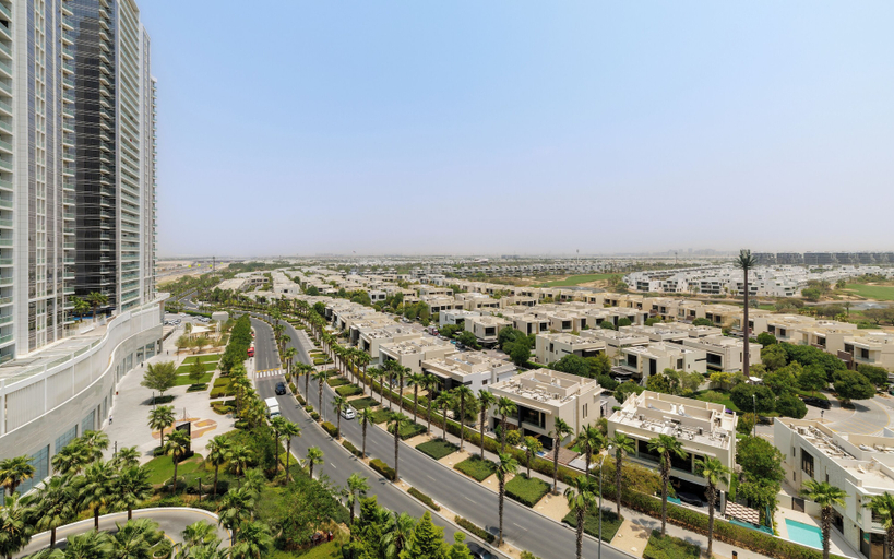 View from property, Maison Privee - Elegant Studio Retreat in Damac Hills, Dubai