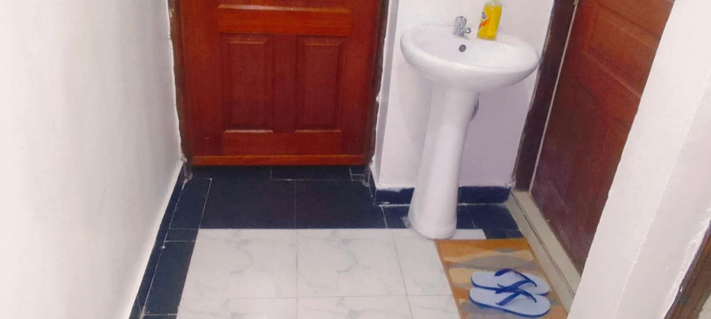 3, Milimani Apartment, Nakuru Town East