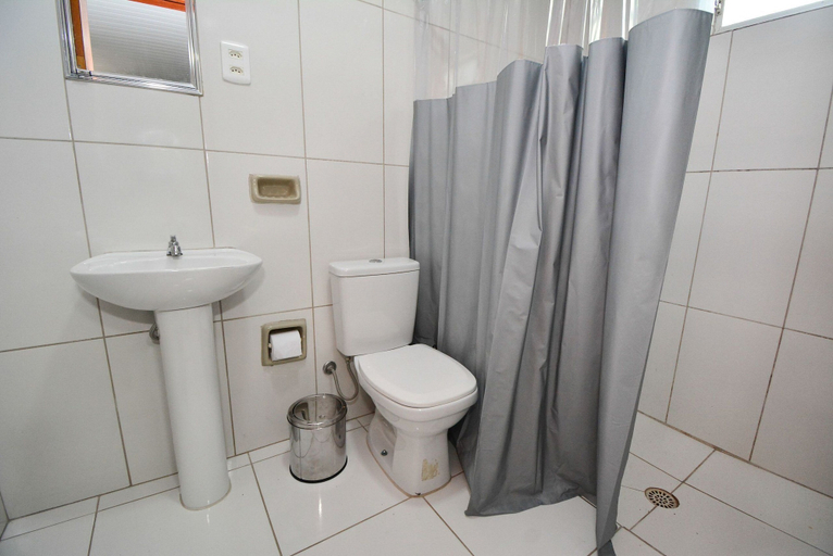 Bathroom 4, Chalé na Praia dos Ingleses, Florianopolis