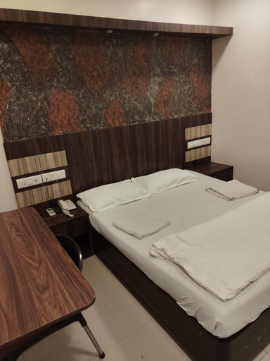 2, Hotel Shambuji, Thane