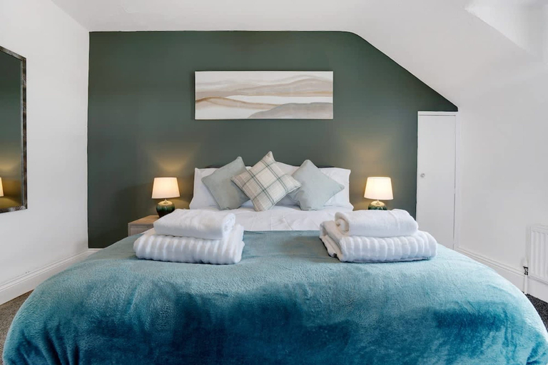 Room 5, 3 Bed in Sunderland With Free Wifi, Sunderland
