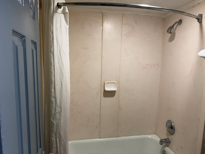 Bathroom 3, Travel Inn Atlanta, Atlanta