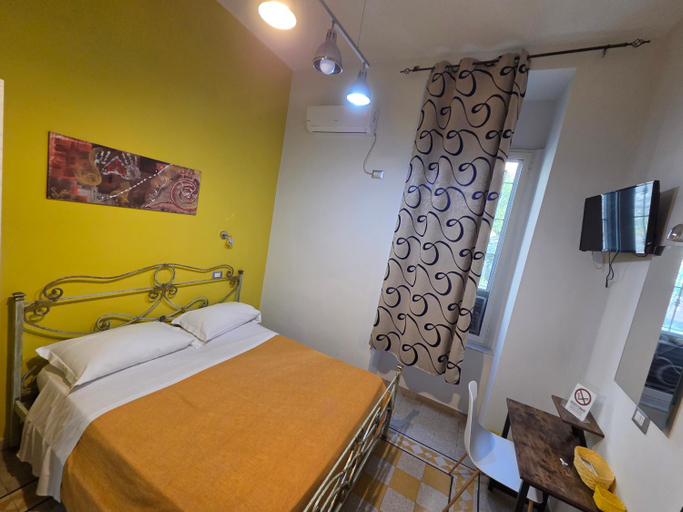 Bedroom 2, B&B Enjoy Ercolano, Napoli