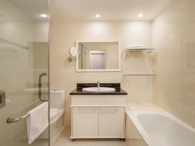 Bathroom 4, Mayfair Hanoi, Ba Đình