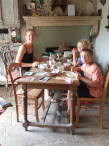 Food & Drinks 4, La Grille Fleurie, chambres d'hote chez l'habitant, Yonne