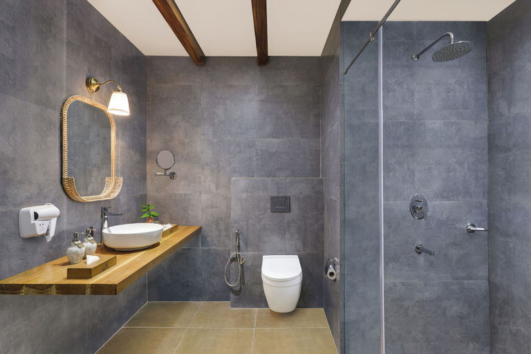 Bathroom 2, The Safari Lodge Kanha, Balaghat