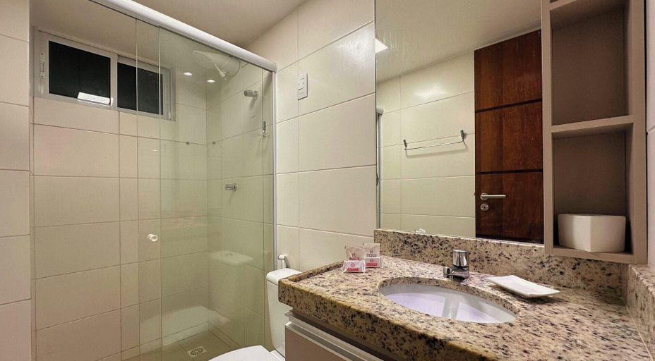 Bathroom 4, Mar Bello Plaza - LikeHome Hospedagens, Cabedelo