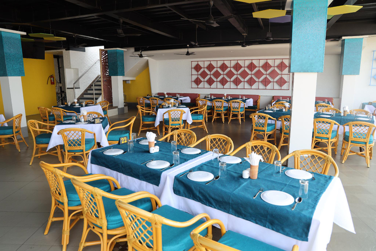 Restaurant 5, Hotel Princess Park, Daman