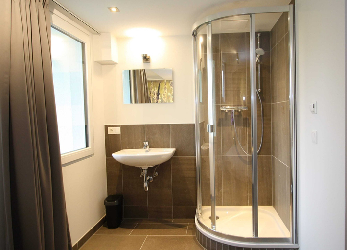 Bathroom 4, Apartment in Lungau near Ski Slopes, Tamsweg
