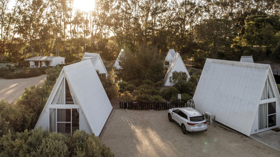 Exterior 4, Esperance Chalet Village, Esperance