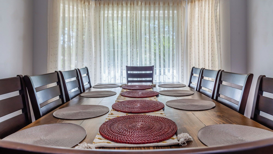 Interior 2, Sea Rock Ranch by Avantstay Spa + Firepit + Game Room Paso Robles Wine Country, San Luis Obispo