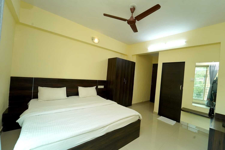 Room 3, HOTEL SAI NIDHI SUPREME -Nalanda, Thane