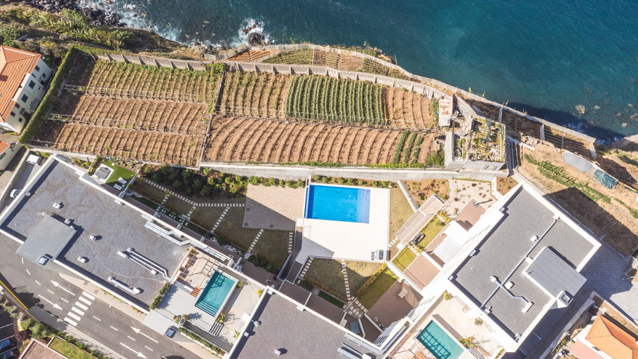 Room 5, Infinity Blue by Atlantic Holiday, Câmara de Lobos