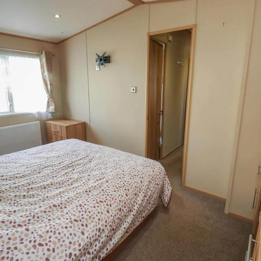 Room 5, Caravansleeps6-freeparking-quietretreat-nature, Torbay