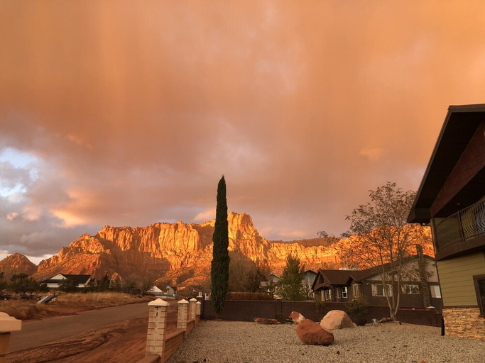 Exterior & Views 1, Zion Cliff Lodge, Mohave