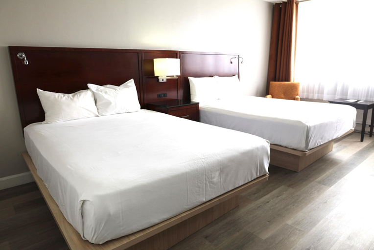 Bedroom 4, Travelodge by Wyndham Hotel & Convention Centre Quebec City, Communauté-Urbaine-de-Québec