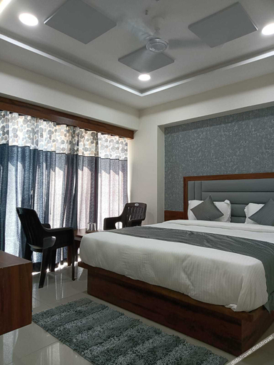 Bedroom 2, Hotel Surya Inn, Ahmadabad