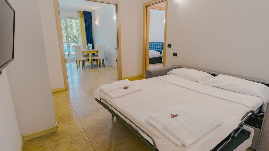 Bedroom 2, 09 Relais du Lac Charme - Italian Homing, Brescia
