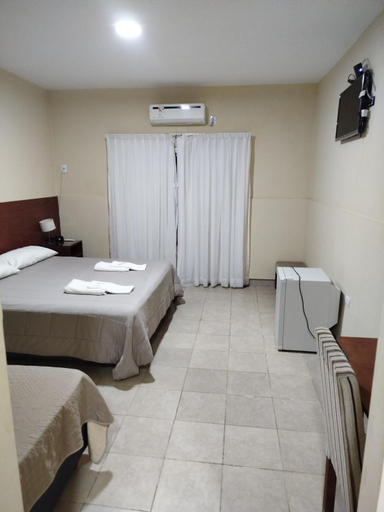 2, Hotel Don Oresttes, Fray Mamerto Esquiú